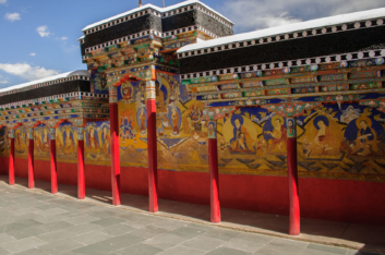 A courtyard in Thiksey monastery.