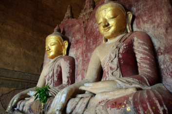 Twin Buddha statues in Bagan.
