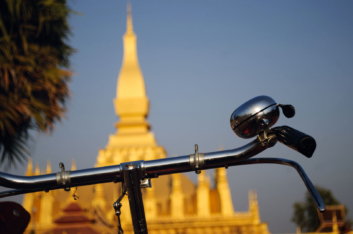 laos-vientiane-bicycle