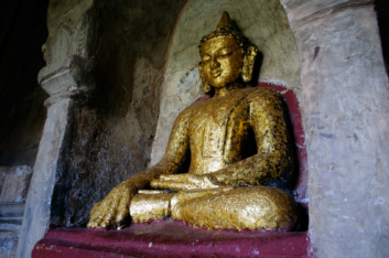 myanmar-buddha-bagan